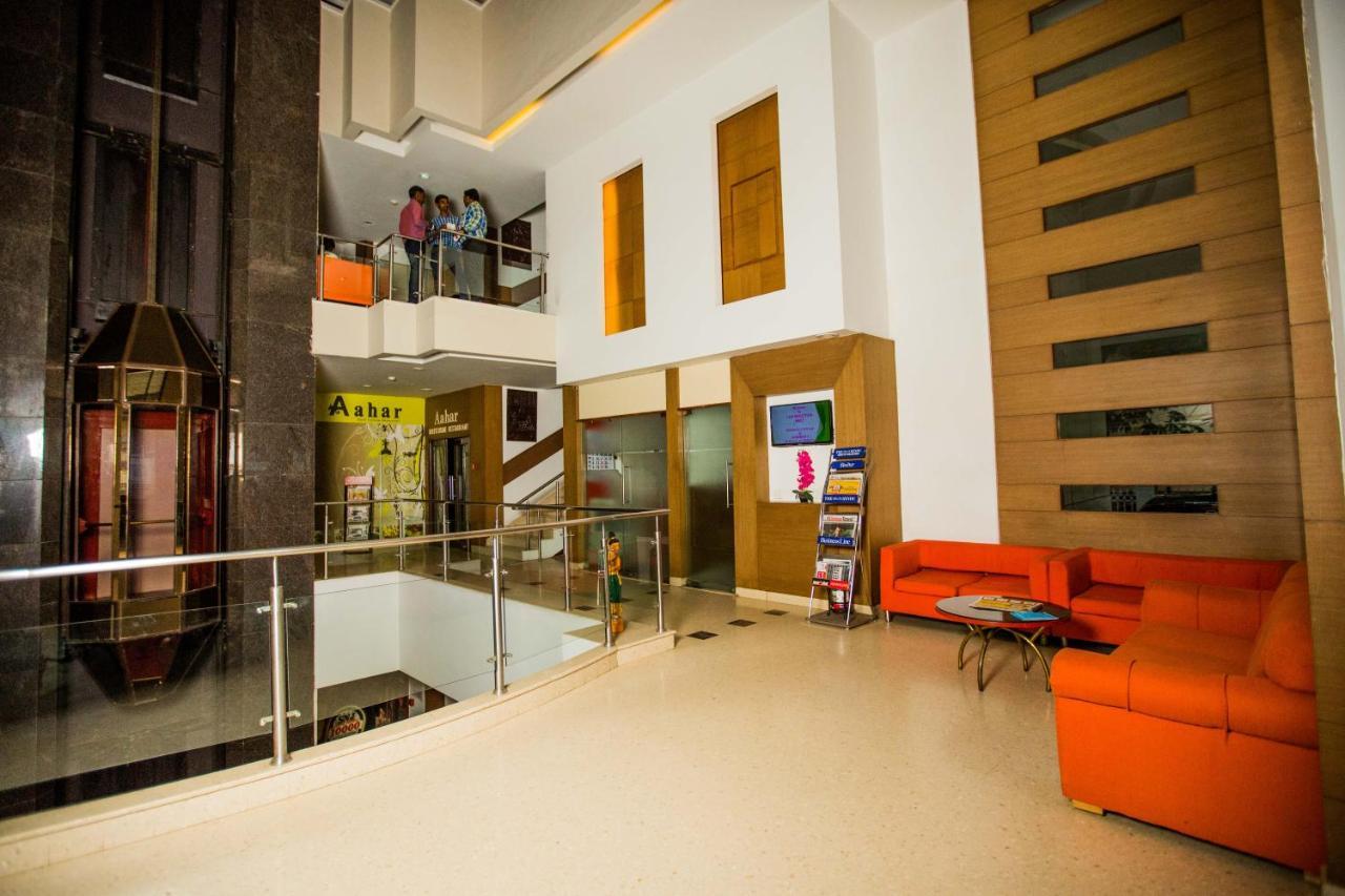 Hotel Shelter Chennai Esterno foto